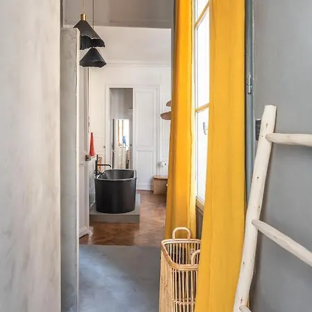 Apartment Outstanding Parisian Flat - 4 Guests - Heart Of Center *