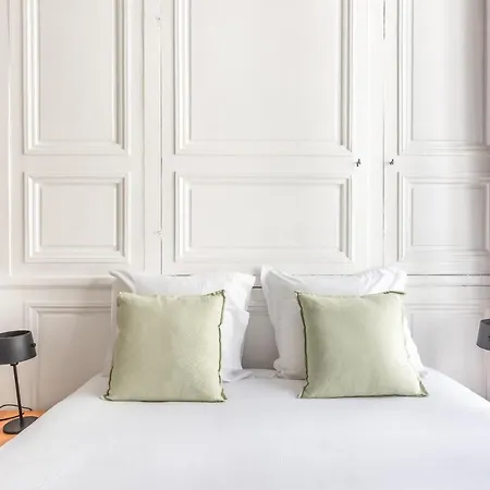 Outstanding Parisian Flat - 4 Guests - Heart Of Center Apartment