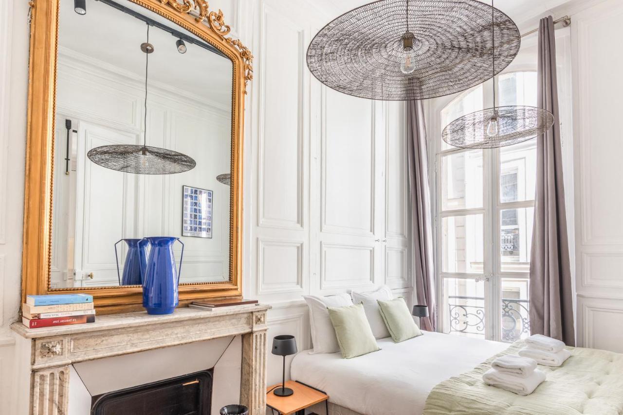 Outstanding Parisian Flat In Heart Of Center Parigi