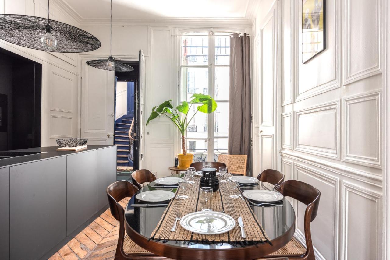 Outstanding Parisian Flat In Heart Of Center Parigi