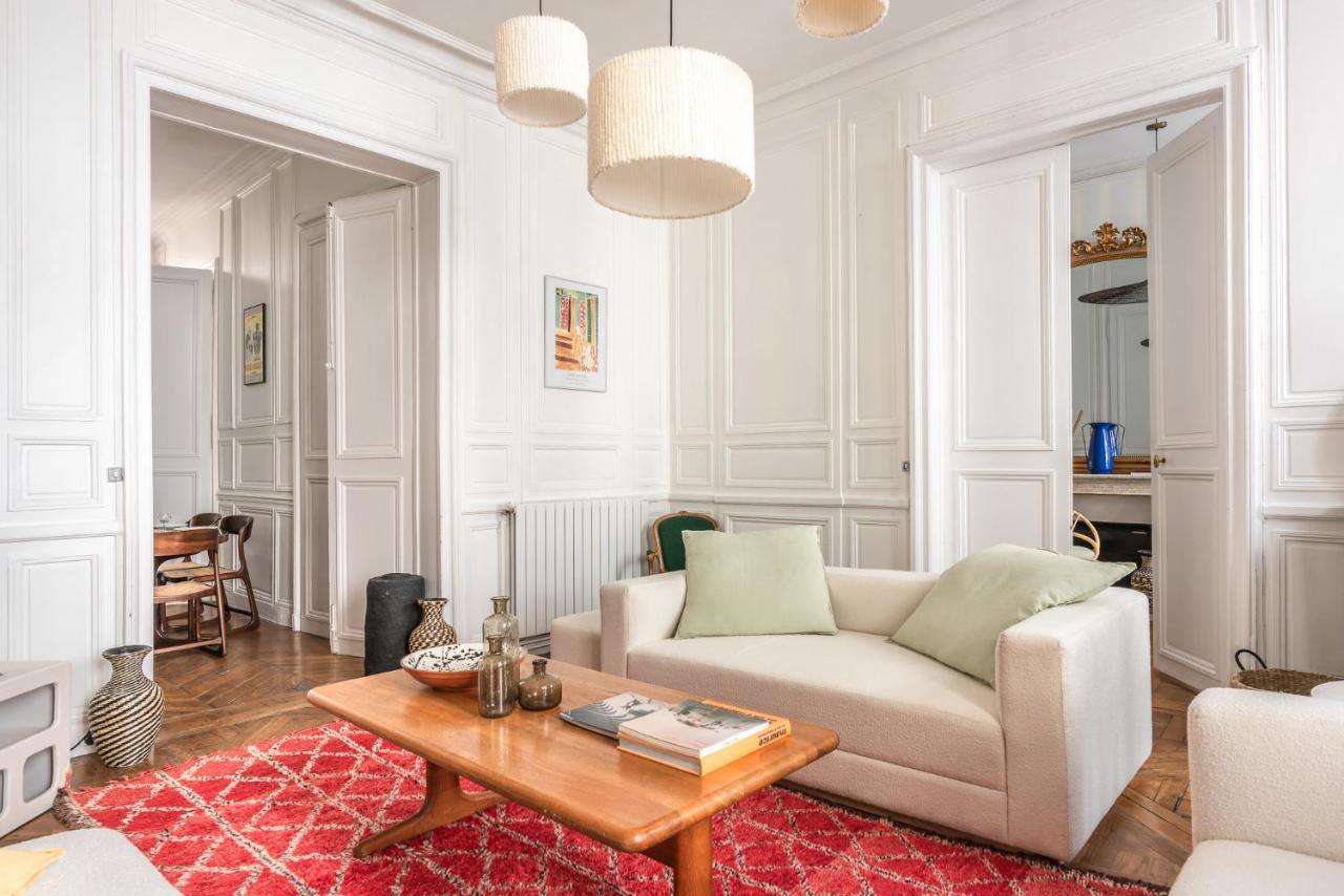 Outstanding Parisian Flat In Heart Of Center Appartamento